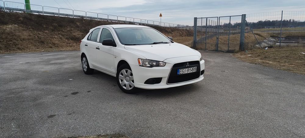 Mitsubishi Lancer