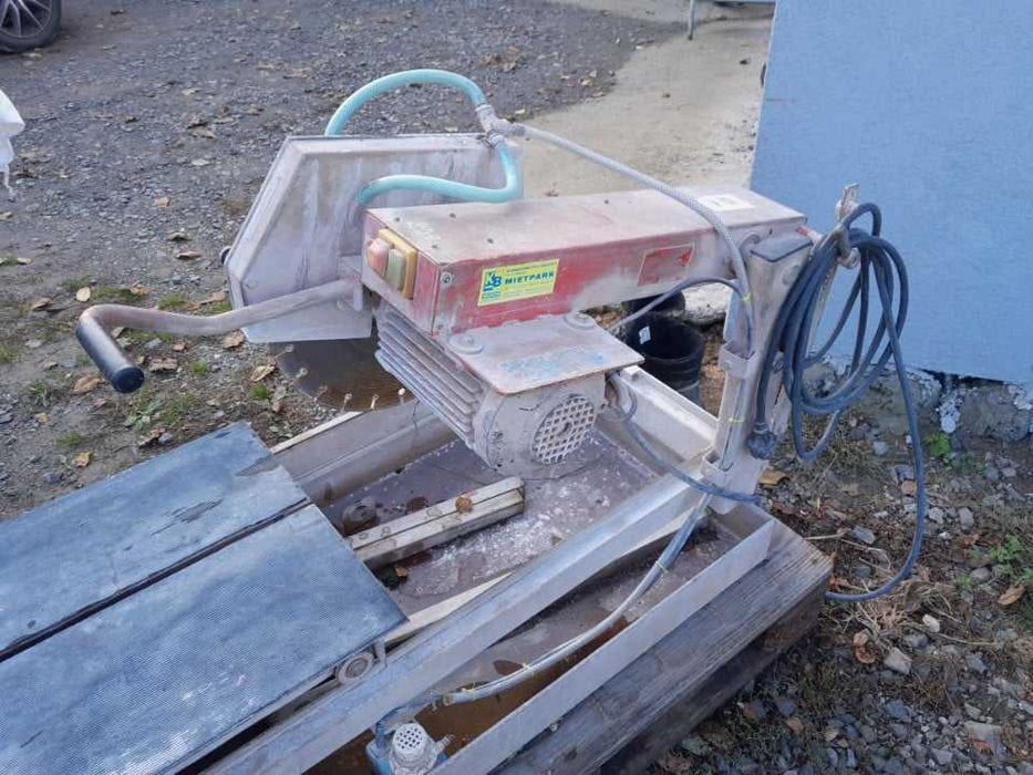 Stół do cięcia kostki