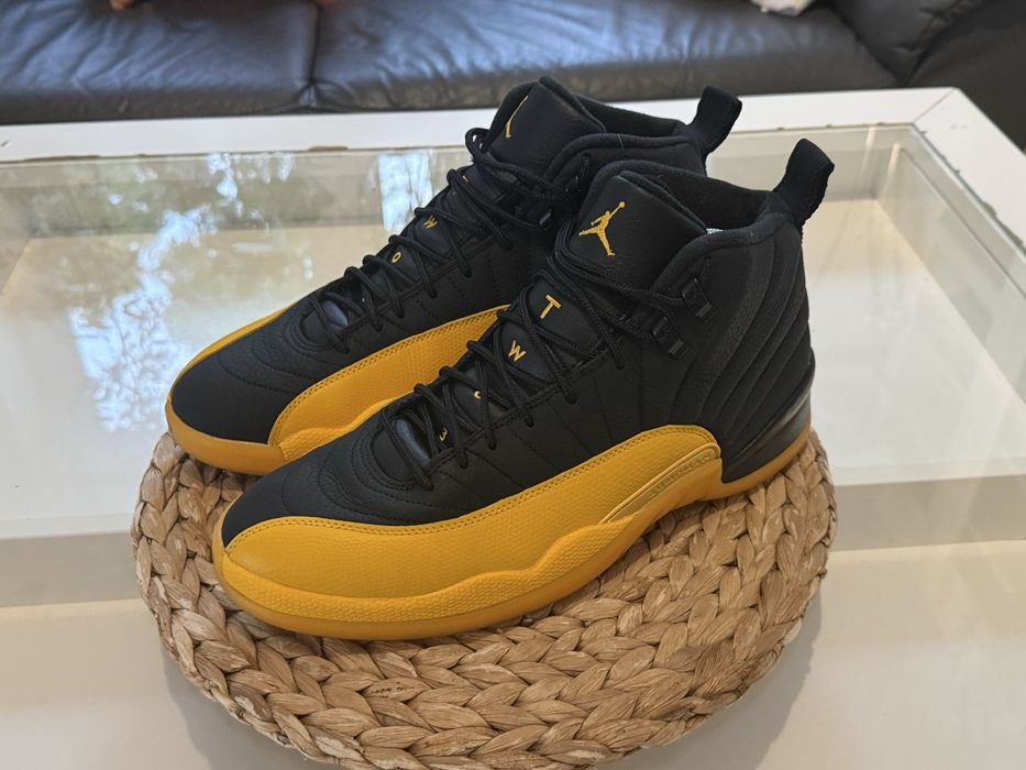 Buty Jordan 12 Retro Black University Gold rozmiar 46 wkładka 30 cm