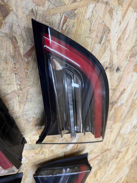 Задні стопи Ліхтарі Фонарі в кришку багажника Tesla Model 3 Tesla Model Y