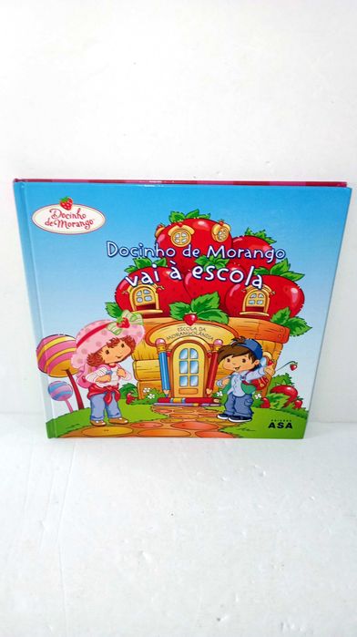 Docinho de Morango Vai à Escola