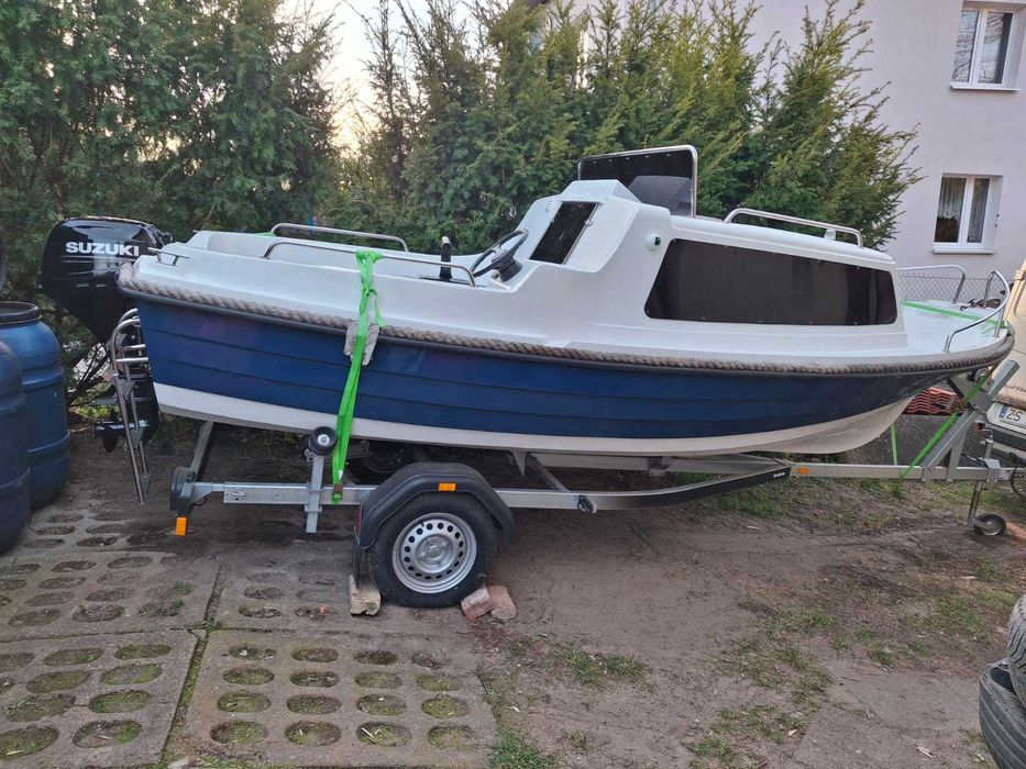 Łódź motorowa NOWA kabinowa z silnikiem Suzuki 20KM NOWY+ przyczepka