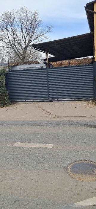 Brama przesuwna żaluzjowa