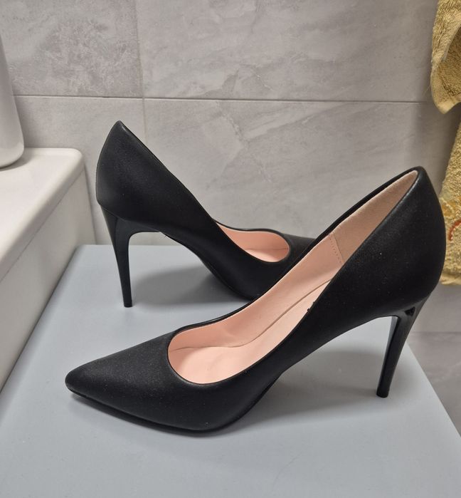 Buty  damskie szpilki