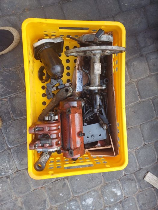 Sprzedam części do podośnika ursus c335 komplet mechaniczny