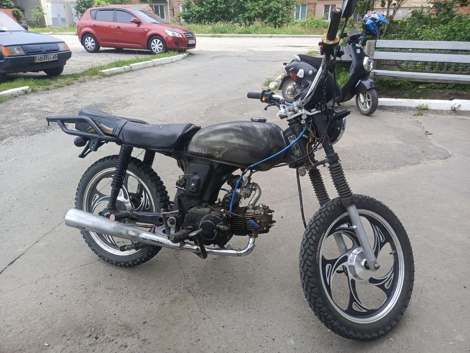 Продам альфу мустанг 110 в середньому стані  стані