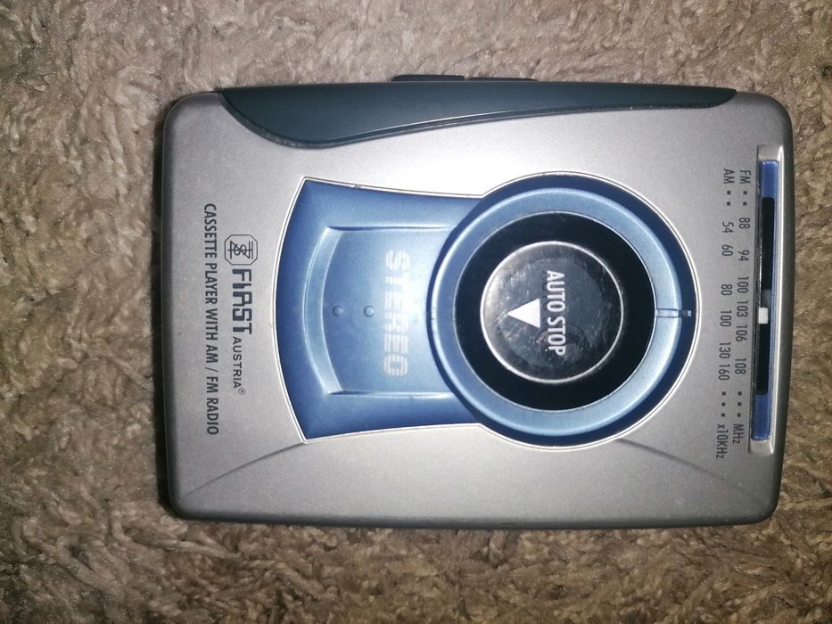 Walkman First WKS-2000 z radiem WYSYŁKA ładny