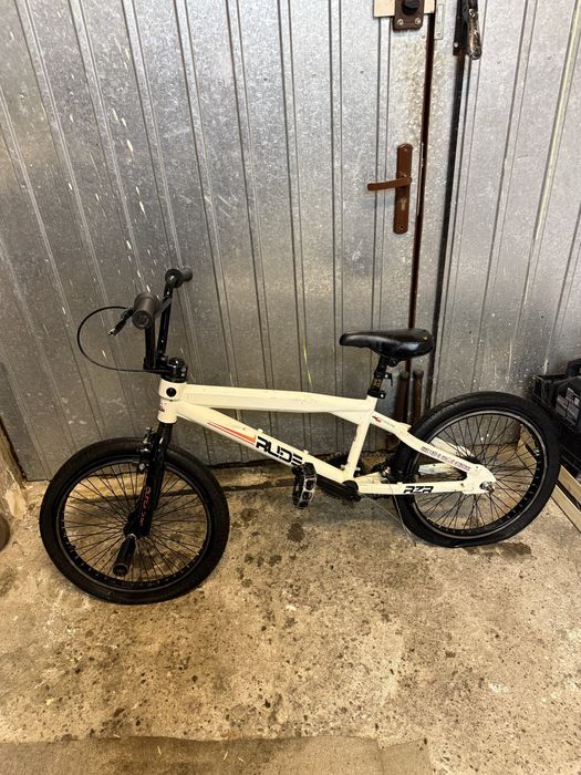 rower BMX KS Cycling RAZR 20 cali w kolorze białym