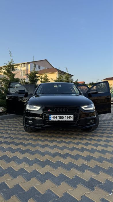 Продам Audi a4 2015рік