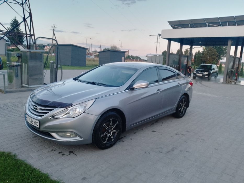 Xyundaj Sonata 2011