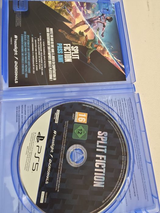 Split Fiction PS5 (como novo)