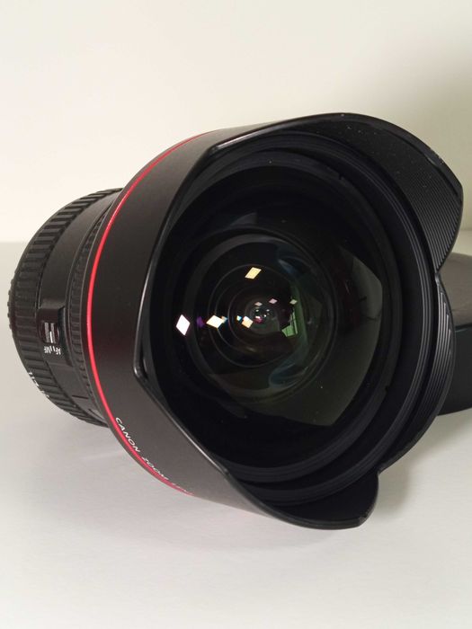 Objetiva Canon EF 11-24mm f4