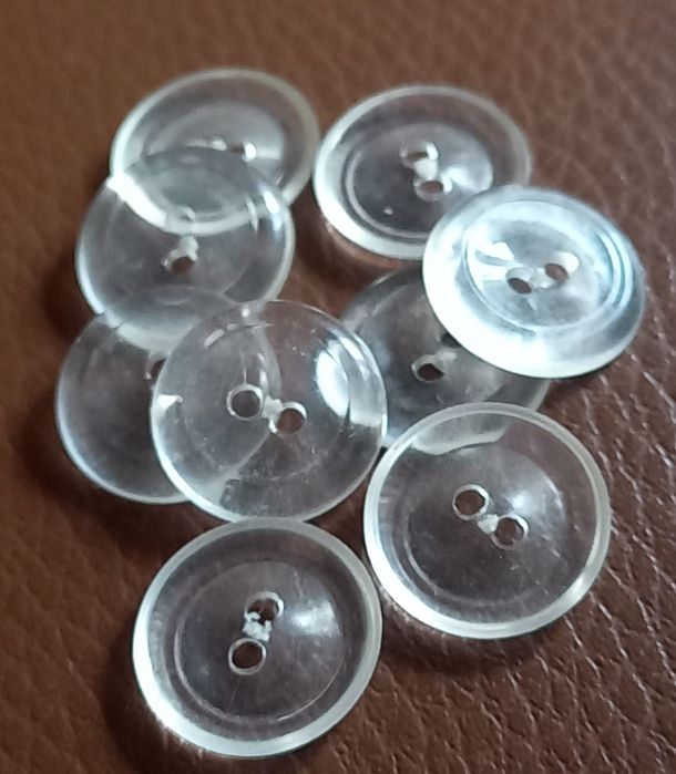 гудзик прозорий новий