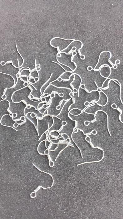 Lote com 10 unidades de Brincos em Prata 925   Beleza e lucro garantid