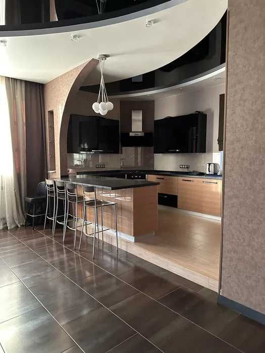 45 Подобово котедж з сауною бассейном Славутич Осокорки оз Мартишев