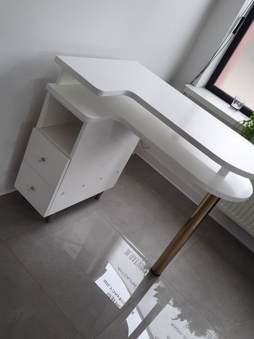 Biurko w stylu glamour