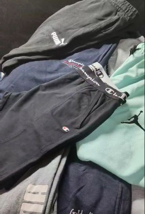 Спортивні штани трикотажні оптом секонд-хенд сорт ТОП ДО ПРОДАЖУ .