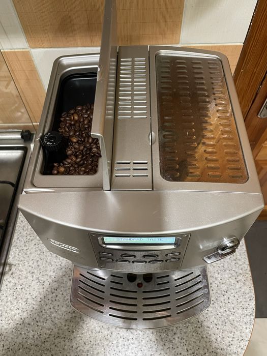 Кавомашина Delonghi MAGNIFICA