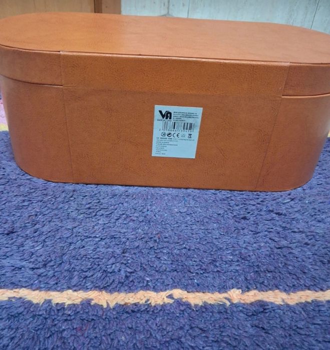 Secador de cabelo e vários acessórios