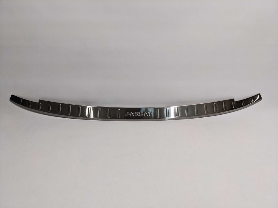 Хром накладка на задний бампер VW Passat B8 USA Пассат Б8 ЮСА 15-19