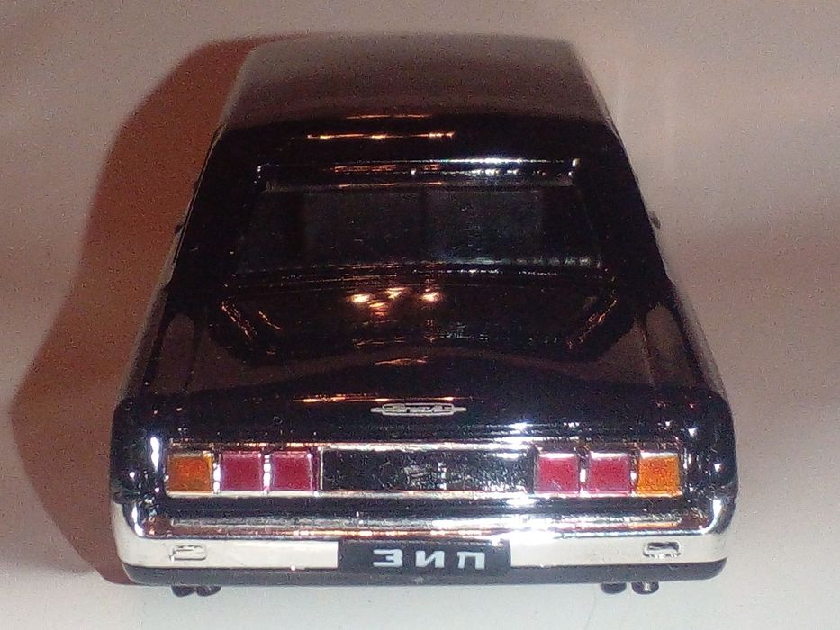 Масштабная модель автомобиля ЗИЛ-114, 1:43, Китай