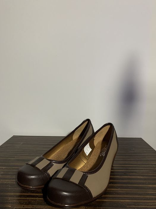 buty janmark brazowe nowe na malym obcasie rozmiar 36