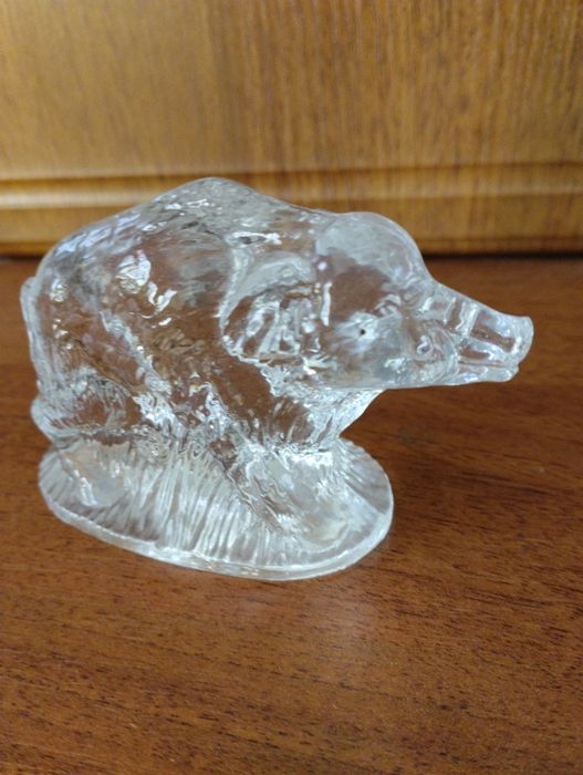 Чудова кришталева  вінтажна статуетка.