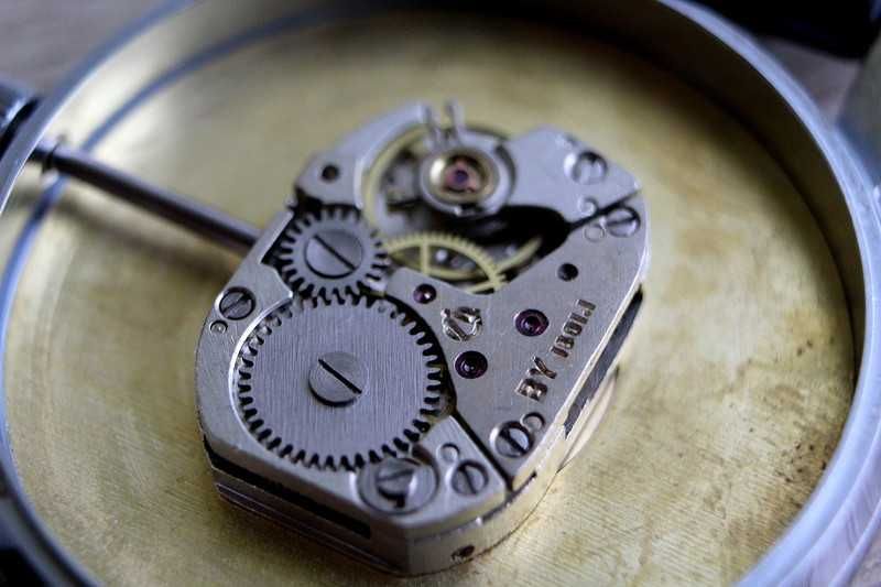 Relógio Luch de um ponteiro