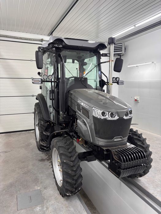 Трактор Скаут TE-504C з кондиціонером