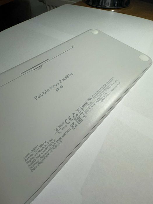 Klawiatura + mysz Logitech Pebble 2 Combo - biały