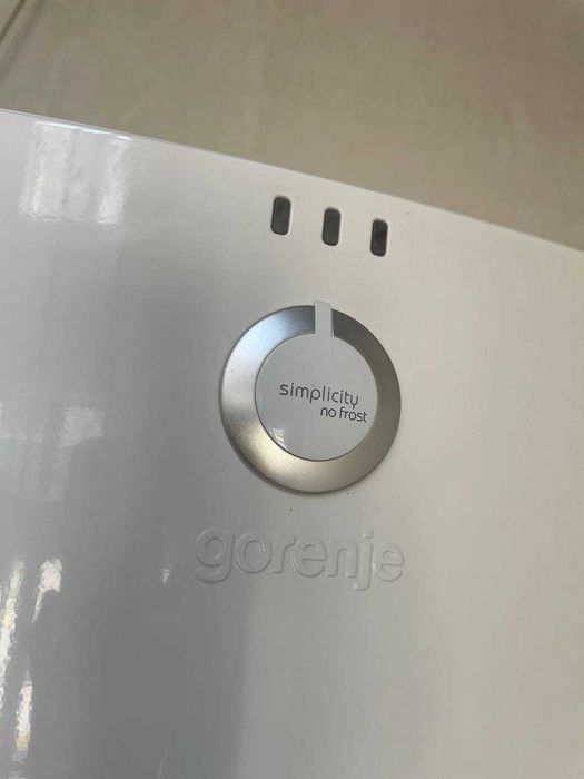Продам морозильну шафу Gorenje