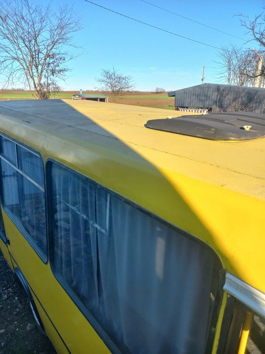 Продам БАЗ А079.04