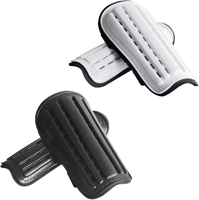 2 pary ochraniaczy piłkarskich na piszczele