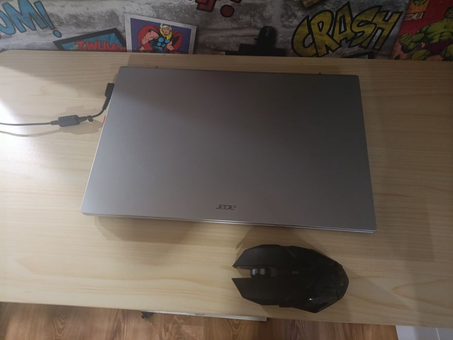 Acer aspire 3 15 AMD Radeon 5000 7 series na dodatek myszka w gratis