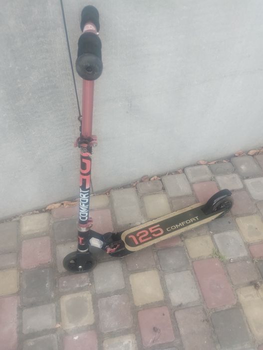 Дитячий самокат складний