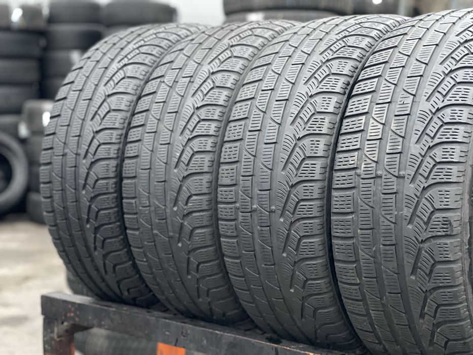 Шини Зимові 4шт Pirelli Winter Sotozzero 240 series 2