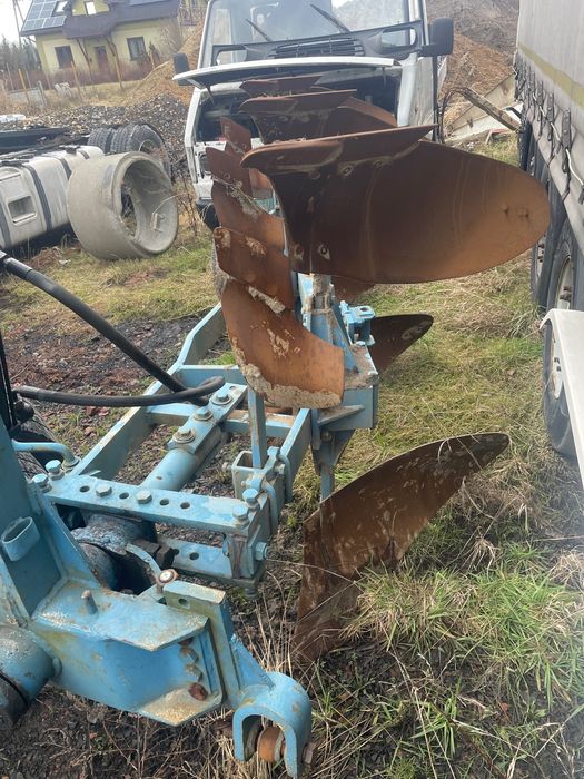 Plug obrotowy 3 skibowy