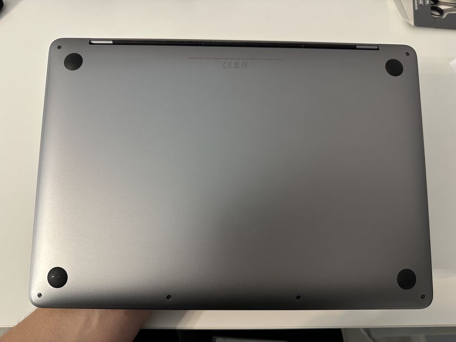 MacBook Pro M2 - 16Gb Ram - 256 GB -  Bardzo dobry stan!