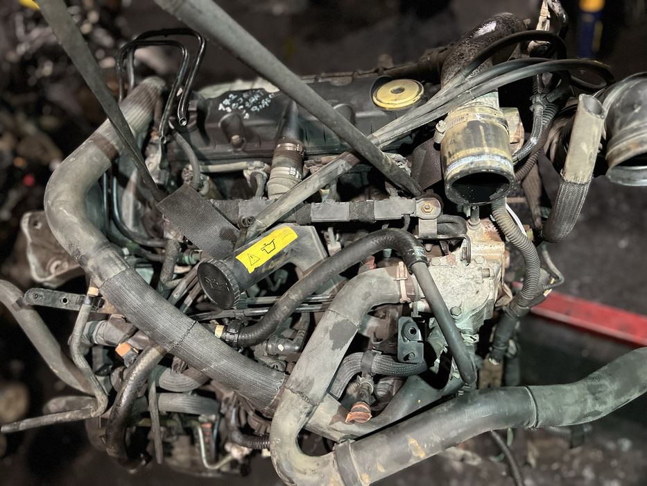 Двигун мотор двигатель RHZ 10DYUU 2.0 hdi Bosch Jumpy Scudo Expert