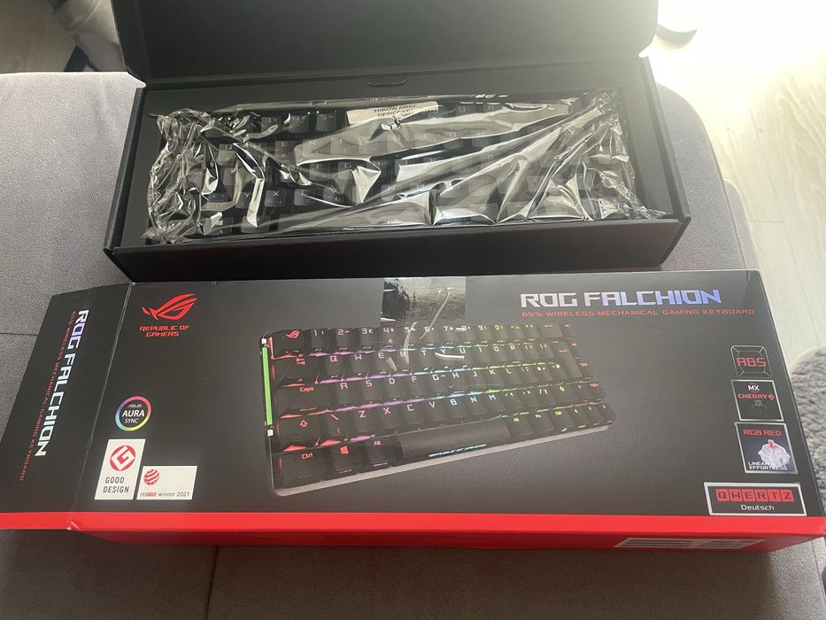 Клавіатура Asus ROG Falchion