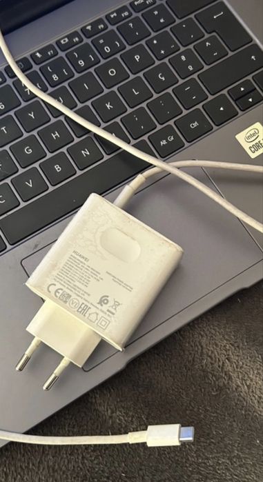 Huawei MateBook D15 – Bom Estado