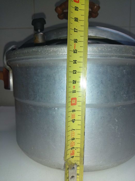 Panela pressão e panelas de aluminio
