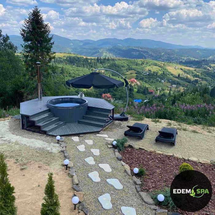 Бочка з гарячою водою. Купіль на дровах. Чан з підігрівом