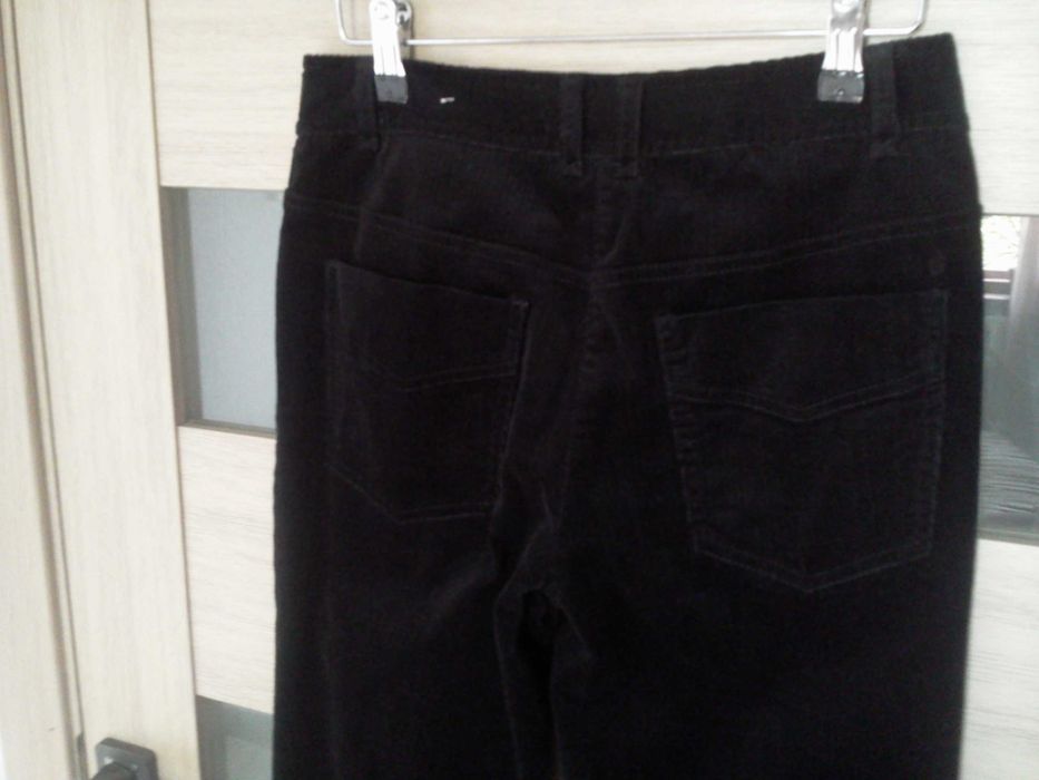 Брюки чорні Laura Ashley бавовна 98% еластан 2% розм 34 на 42