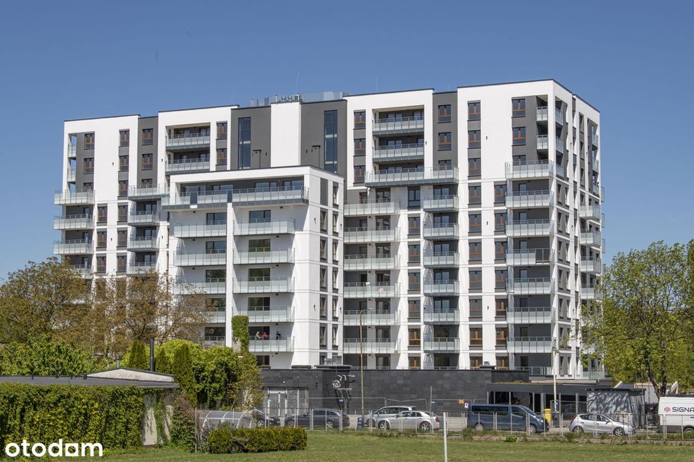 *** Okopowa 7 - cztery pokoje , duży balkon ***