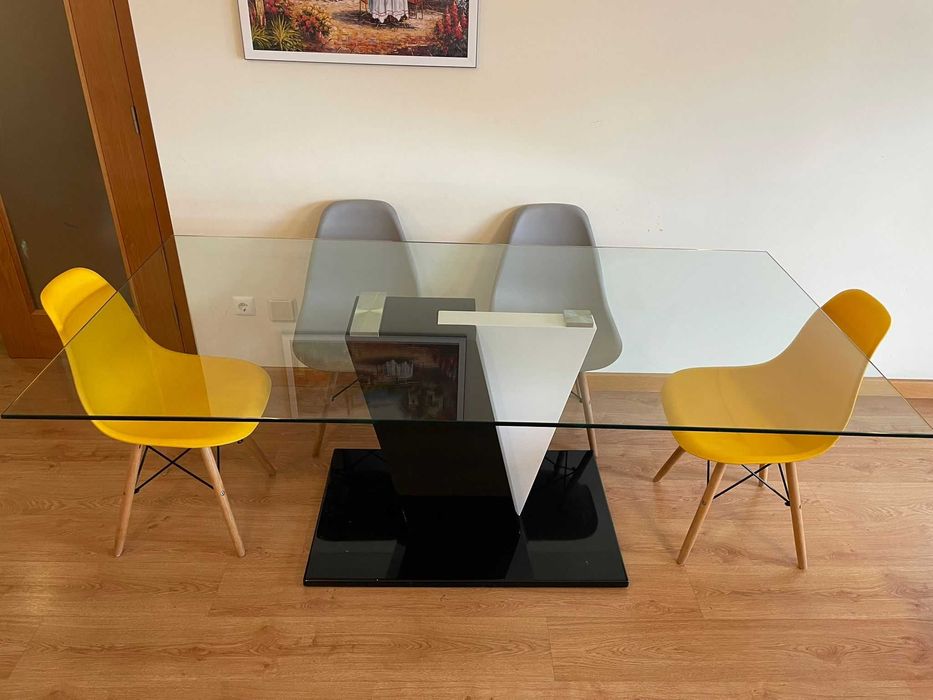 Vendo mesa de jantar