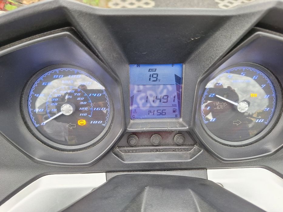 Skuter Kymco Downtown 350i ABS E5