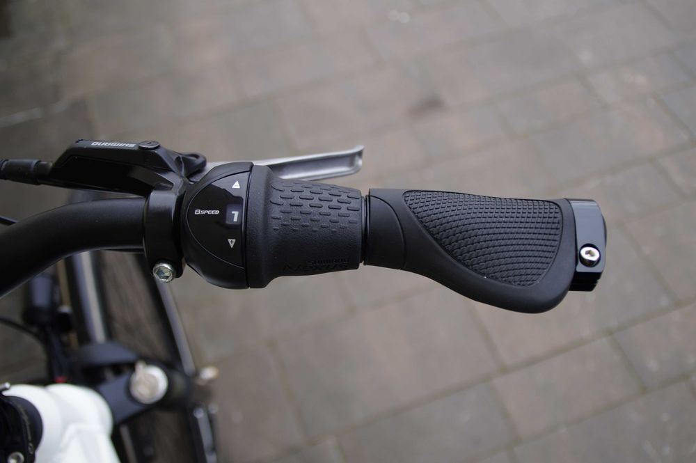 Rower elektryczny System Bosch napęd pasek piasta 8 biegowa