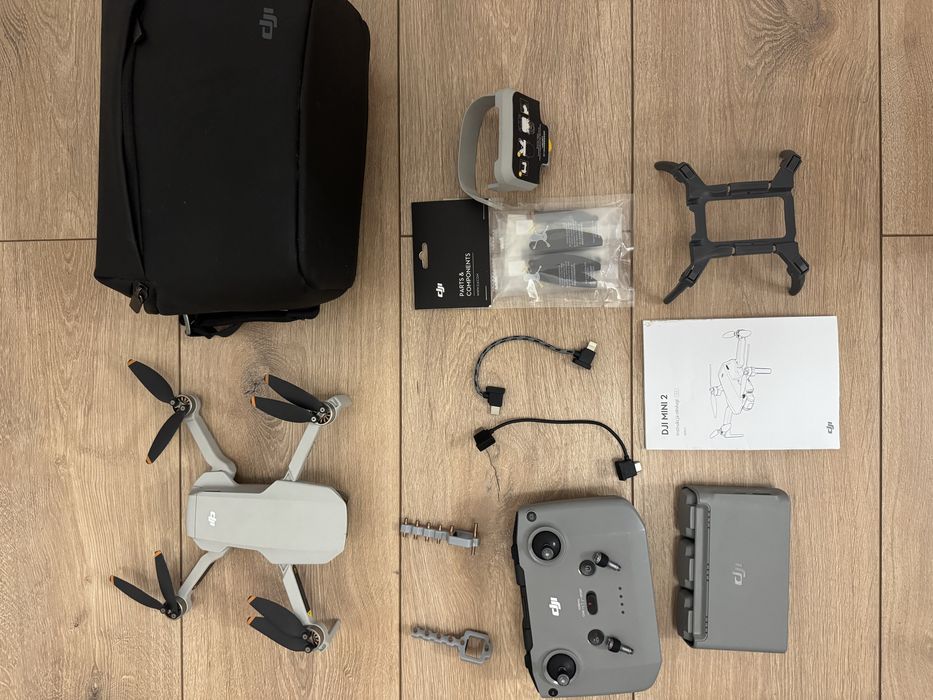 Dron DJI mini 2 Fly More Combo