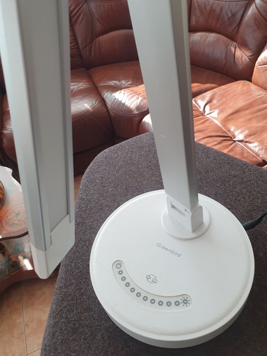 Лампа настільна в ідеальному стані